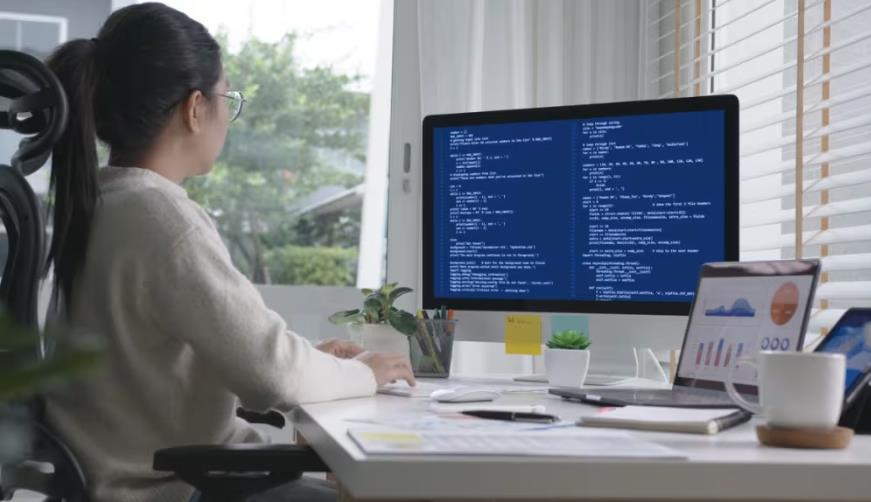 六合区企业数字化解决方案:机器学习赋能商业模式升级的核心路径